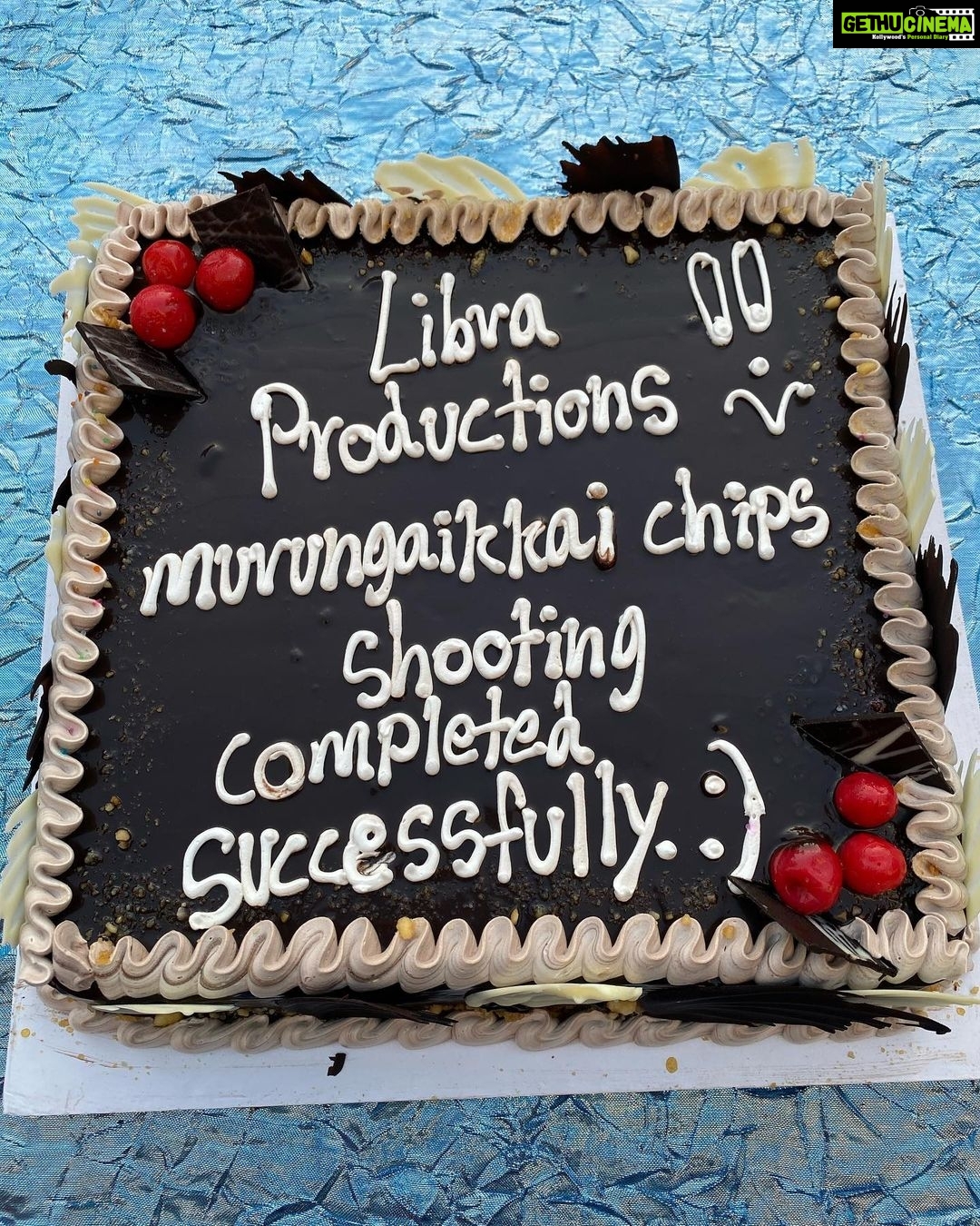 Shanthanu Bhagyaraj Instagram - #MurungakkaiChips It’s a wrap on Sunrise🌅 🎥with a brilliant song shoot 🕺🏻 Tnx to d entire team for dis wonderful experience💛One of D most passionate producers I’ve come across #RavindarChandrasekaran 💛 More updates soon @ravindarchandrasekaran @athulyaofficial @srijar18 @dharankumar_c @sonymusic_south @dop_ramesh @narmadhaveni @firstmanfilings @shobi_master @lalithashobi