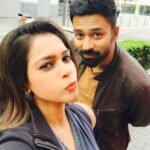 Shanthanu Bhagyaraj Instagram – Throwback to some amazing trips😍 
With this ‘amazing’ of a ‘fantastic’ of a ‘marvellous’ of a beauty🤪 @kikivijay11 🤪
#London2017 Hilton London Wembley