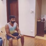 Shanthanu Bhagyaraj Instagram – This is how she gains attention 😂😂
#quarantinelife #quarantine #tiktok @indiatiktok.tamil 
@kikivijay11