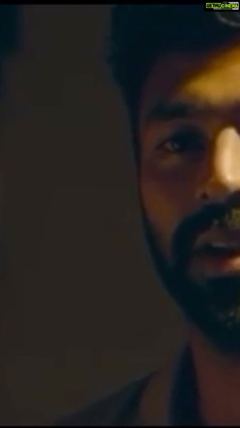 Shanthanu Bhagyaraj Instagram - Ram proposes to Mangai 😊 One of my fav scenes from #VaanamKottatum 💛 Bg score Sid 😍 Director dhana 💛👏🏻 @aishwaryarajessh @dhana236 @sidsriram @madrastalkies