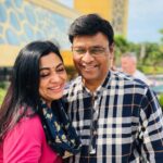 Shanthanu Bhagyaraj Instagram - ‪Your 36 yrs of togetherness in good and bad times gives me so much of belief in love and faith in marriage 😊 You are parents that every kid would hope to have 😍‬ ‪God bless u both 🤗 ‬ ‪Love u loads😘‬ ‪#Happy36KBRPBR ‬ @poornimabhagyaraj #KBhagyaraj