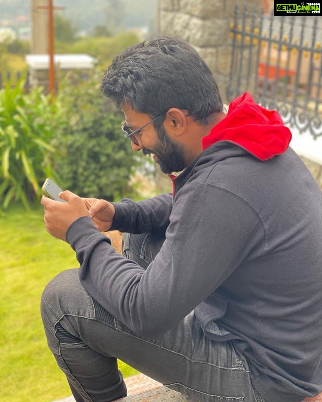 Shanthanu Bhagyaraj Instagram - A series of events 🤪 PC : @kikivijay11