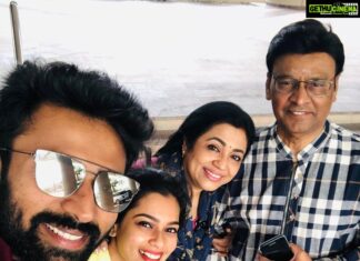 Shanthanu Bhagyaraj Instagram - இனிய பிறந்தநாள் வாழ்த்துக்கள் அப்பா 💛