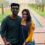 Shanthanu Bhagyaraj Instagram – Orrey the lovaangies 😍😋Agra #TajMahal with @kikivijay11 💛 Tajmahal