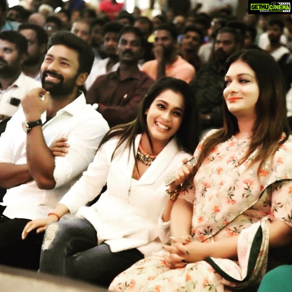 Shanthanu Bhagyaraj Instagram - At the event #MyVRMyChennai With @kikivijay11 #FightAgainstHunger Thank u @apsara_official for this opportunity to stand for a good cause