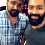 Shanthanu Bhagyaraj Instagram - ‪Making it Official👍🏻Mighty thrilled to team up wid an extremely talented dir @vikramsugumaran of MadhayaanaiKootam fame💛‬ ‪Titled #RaavanaKottam #இராவணகோட்டம் pinning a lot of hopes on a completely new backdrop in my career💛Thanking Producer #MrKannanRavi of #KannanRaviGroup fr giving me dis opportunity🙏🏻 @donechannel @donechannel1 @kikivijay11 @vikramsugumaran @poornimabhagyaraj @mahu3784 @nishkrish @aadhavkannadhasan @njsatz @brinda_gopal @jayanthirkv Paramakudi, India
