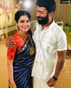 Shanthanu Bhagyaraj Instagram - ‪Sometimes you are so Beautiful that I jus wanna stand still and look at you 💛😘 Thanks for being my bestie 😍‬ #WeddingDiaries #nofilter #candidphotography Namma ooru #Coimbatoooru @kikivijay11 Pic courtesy: @deepak__ravi thanks thambiiiii💛