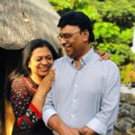 Shanthanu Bhagyaraj Instagram - Happy 35 to dis eva young couple💛 You’ve given me everythin I may have deserved,may not have deserved,literally EVERYTHING in life&I can’t thank u enuf for dat😊 Prayin to god tht I shud always be blessed to be a part of both of U😊luv u as always😍😘 #HappyAnniversaryKBRPBR @poornimabhagyaraj #KBhagyaraj