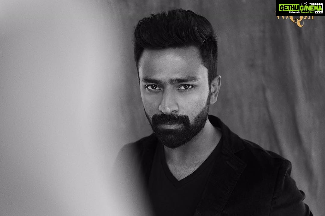 Shanthanu Bhagyaraj Instagram - #Voqzi 🖤 @vinothshank photographer