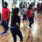 Shanthanu Bhagyaraj Instagram - A sneak peak into our dance being telecasted this Sunday on Sun tv at 3pm ! AnandaVikadan Nambikkai Awards 😊💛👍🏻 Do watch out for our performance @kikivijay11