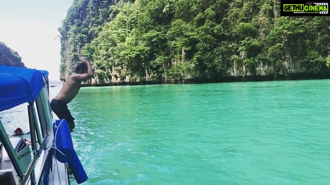 Shanthanu Bhagyaraj Instagram - #leapoffaith 😂 #phuket #leonardodicaprioisland #phiphilay #phiphiisland #besttime #phuketdiaries #thailand bliss 💙💛 Phuket, Thailand