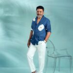 Shanthanu Bhagyaraj Instagram - #இதுநம்மஆளு 💙🤍 @kbrs_.show Concept & styling @njsatz Photography @prachuprashanth Outfit @sathyanjfashionhouse #Kumar @babu4love @eshofficialpage #Sathyanjyoutubechannel @onlynikil #NM