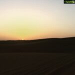 Shanthanu Bhagyaraj Instagram - Dubai #Deserts #Safari #peaceandlove #Bliss #familytime❤️ #vacationmodeon😎 #2017💪 @kikivijay11 @mahu3784 @sharanyabhagyaraj @poornimabhagyaraj @nishkrish Desert Safari Dubai