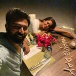 Shanthanu Bhagyaraj Instagram - Thank you @touronholidays @oneaboveglobal @kandima_maldives for this perfect destination birthday for @kikivijay11 🎉💝 A perfect host @neeraj_kamakarma 😍💛 #maldives #maldivesbirthdayvacay #kandima #letstouron #touronmoments Kandima Maldives