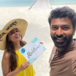 Shanthanu Bhagyaraj Instagram - Thank you @touronholidays @oneaboveglobal @kandima_maldives for this perfect destination birthday for @kikivijay11 🎉💝 A perfect host @neeraj_kamakarma 😍💛 #maldives #maldivesbirthdayvacay #kandima #letstouron #touronmoments Kandima Maldives