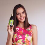 Shazahn Padamsee Instagram - Hey guys! 💗 Many of you have asked me about my skin care routine, which I've shared previously, but now I'm going to share with you my mum’s & my little secret to great looking skin and thats…SAFI! It keeps our skin glowing and blemish free! ✨ Personally, I like drinking it without diluting it, but you can drink it mixed with either water or milk💧 @hamdardindia @whatshotdelhi You can get yours here: https://bit.ly/3ssOL6f #BloodPurifier #GlowingSkin #Herbal #Unani #NoSideEffect #SkinCare #BeautifulSkin #Radiant #SAFI #Hamdard #SayNo2Blemishes #WhatsHot #WhatsHotDelhi #ad
