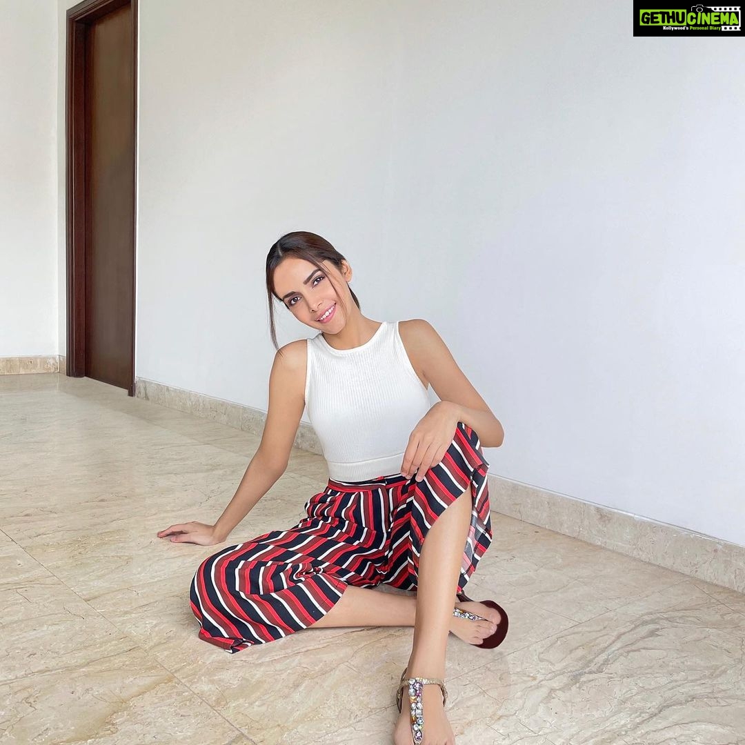 Shazahn Padamsee Instagram - It’s a good day to have a good day 🙃