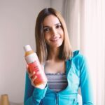 Shazahn Padamsee Instagram - I love starting my day with a shot of @wellbeing.nutrition’s Organic Apple Cider Vinegar! It has 2x the amount of healthy vitamins, minerals, antioxidants and enzymes, which means twice the amount of benefits for holistic wellbeing! Get yours now 🤍✨