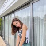 Shazahn Padamsee Instagram - Easy breezy 🌬