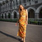 Shazahn Padamsee Instagram – Catching light in this super chic @ateliersoares co-ord set ☀️ 

📸 @shreyfilms