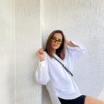 Shazahn Padamsee Instagram - Oversized all day 🙃