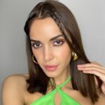 Shazahn Padamsee Instagram - 💚✨ #transitionreels #reels #reelsinstagram #reelsvideo #explore #feelitreelit #reelsindia #reelkarofeelkaro #trending #reelsinsta #reelit