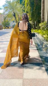 Sherin Instagram - Walking is good for health 🤓 . . . . . #sherin #trending #tamilreels #reels #tamilsongs Chennai, India
