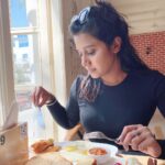 Shilpa Manjunath Instagram - Expect problems & eat them for breakfast 😉 Good morning 🤗
