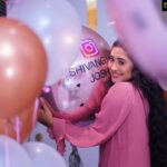 Shivangi Joshi Instagram - This moment of happiness, love, care, support and much more is dedicated to my lovely 'Half a Dozen' Million Family 😁❤️ #gratitude #My6MInstaFam ♥️ Decoration courtesy:- @wannapartygoregaon