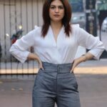 Shraddha Das Instagram – Love it when my roles require me to wear formals !  New one beginning soon🥰 Deets soon !

#formals #whiteshirt #nmrk #shraddhadas Mumbai, Maharashtra