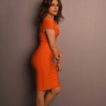Shraddha Das Instagram - 🍑🧡 📸 @krishnatejah , @sai_tejah Styling : @thewandermannequin , @artbyavnee Jewellery : @the_jewel_gallery Make up : @hareshwarp Hair : @gouriepatil #bandagedress #orangedress #orangeisthenewblack #feelingood #shraddhadas #nmrk