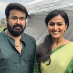 Shraddha Srinath Instagram – I am very awkward when it comes to taking photos with my co actors during shoot. It starts with greetings. You break ice, there’s small talk, then you’re laughing with others at your miserable language skills, learning dialogues feverishly. Then you start seeing these faces regularly, they become familiar, you learn more about each other, the awkwardness dissipates slowly (you’re STILL learning your dialogues feverishly). Then there’s inside jokes. I love that journey. There are some busy days in between where you barely get to chat. And before you know it, it’s your last day and you realise you won’t be seeing these faces again, for a long time to come anyway and that you haven’t taken any photos (and your parents are asking – “where is your photo with Mohanlal sir??!!”). They need proof. Haha. So here’s a photo dump from my last day of shoot on the sets of Aarattu, with the legendary Mohanlal sir, nandu sir, siddique sir, Rachna, Unnikrishnan sir, all with beautiful Palakkad in the backdrop. And some sunset photos. Muft muft muft.
Mentioning my team here, my greatest support system:
Make up @kohl.play
Hair @kammarishivarajchary
Assisted by @shivu.bm.549
Managed by @vidhyaabreddy @kettlesstudios