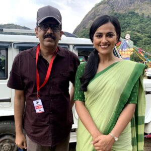 Shraddha Srinath Instagram - I am very awkward when it comes to taking photos with my co actors during shoot. It starts with greetings. You break ice, there's small talk, then you're laughing with others at your miserable language skills, learning dialogues feverishly. Then you start seeing these faces regularly, they become familiar, you learn more about each other, the awkwardness dissipates slowly (you're STILL learning your dialogues feverishly). Then there's inside jokes. I love that journey. There are some busy days in between where you barely get to chat. And before you know it, it's your last day and you realise you won't be seeing these faces again, for a long time to come anyway and that you haven't taken any photos (and your parents are asking - "where is your photo with Mohanlal sir??!!"). They need proof. Haha. So here's a photo dump from my last day of shoot on the sets of Aarattu, with the legendary Mohanlal sir, nandu sir, siddique sir, Rachna, Unnikrishnan sir, all with beautiful Palakkad in the backdrop. And some sunset photos. Muft muft muft. 

Mentioning my team here, my greatest support system:
Make up @kohl.play 
Hair @kammarishivarajchary 
Assisted by @shivu.bm.549 
Managed by @vidhyaabreddy @kettlesstudios