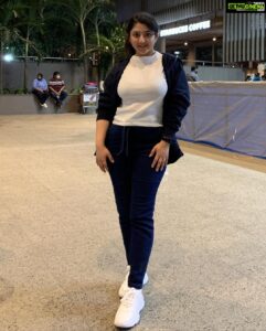 Shriya Sharma Instagram - Wearing this cool knotted pant combo from @_draperr_ and the cool shoes from @trendingstyle20 🥰🥰🥰