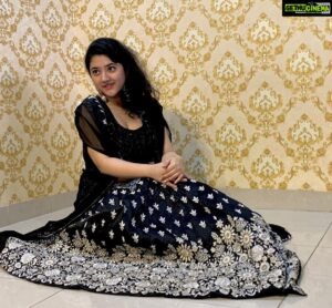 Shriya Sharma Instagram - Love this lehenga from @coimbatorefashions 🖤

#shriyasharma