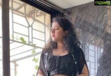 Shriya Sharma Instagram - Just love this outfit and the song! Wearing @coimbatorefashions’s lovely outfit 🖤💕❤️ #ShriyaSharma #reels #reelsinstagram #reelitfeelit #reelkarofeelkaro #reelsvideo #reelsindia