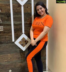 Shriya Sharma Instagram - Am I👸 👑 !?!
#ShriyaSharma