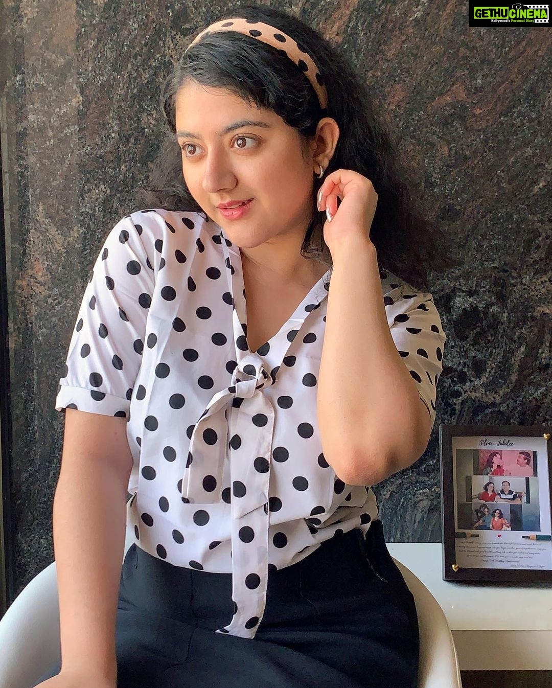 Shriya Sharma Instagram - Feeling like 90’s 👸 wearing @blossom_boutique_bb’s polka dot Shirt and Black Slick Skirt! #ShriyaSharma