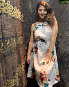 Shriya Sharma Instagram - Loveeeee this dress! From @dkcollections99official 🤍

#ShriyaSharma