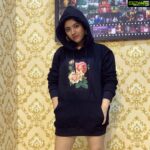 Shriya Sharma Instagram - Wearing this cool hoodie from @zakers_clothing 🥰 #shriyasharma