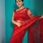 Shriya Sharma Instagram - Loving this Red Saree from @unique_collections_by_sv ❤️ #ShriyaSharma