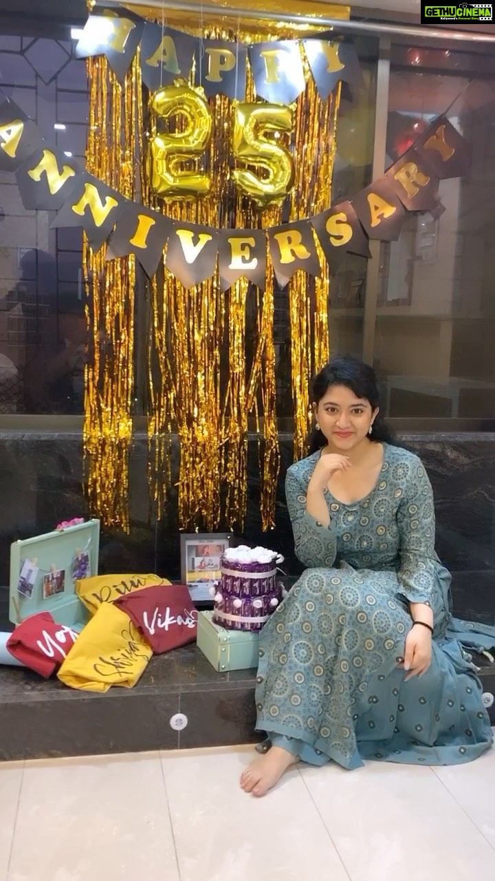 Shriya Sharma Instagram - Celebrating parent’s 25th Marriage Anniversary! Read Below ⬇️ Wearing @classic_collections_for_you Customised Photo Frame - @karikpersonalisedgifts The Fairy Lights Windchime - @surprisefactory4u Customised Trunks - “The Sharma’s” by @crafting_giftsandhappiness and “Shriya” by - @surprisefactory4u Bouquet and Pastel Bottles - @crafting_giftsandhappiness Customised tshirts - @dishum_giftings