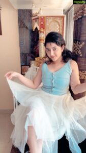 Shriya Sharma Instagram - Coz I Love Me 💁🏻‍♀️ Wearing @silverline_stores’s beautiful dress!!💙🤍 Let the eyes express ❣️ #ShriyaSharma #MainApniFavouriteHun 💜