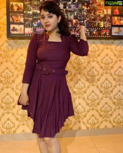 Shriya Sharma Instagram - Wearing this chic outfit from @abu_fashub loving it 💕💕

#shriyasharma