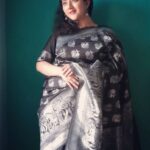 Shriya Sharma Instagram - So in love with this graceful and rich silk sari from @adornelegance 💕💕 #Grace #Elegance #Detailing #vocal4local #ShriyaSharma