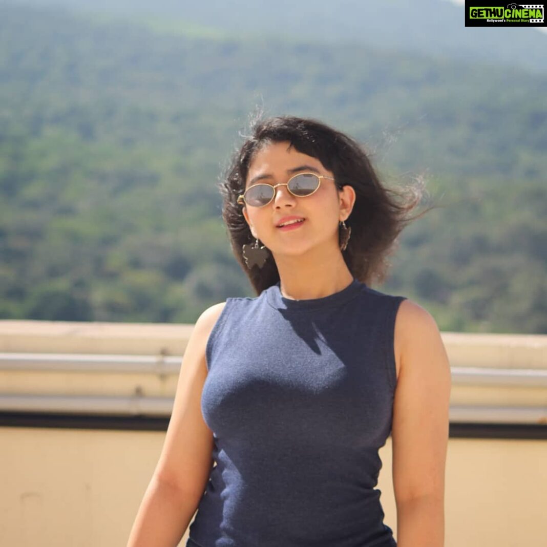 Shriya Sharma Instagram - Day before yesterday, had stepped out of the house for the first time in 6 months for a quick photoshoot!
Many more pictures in this look yet to come!
#ShriyaSharma Shriya Sharma Instagram - Day before yesterday, had stepped out of the house for the first time in 6 months for a quick photoshoot! Many more pictures in this look yet to come! #ShriyaSharma