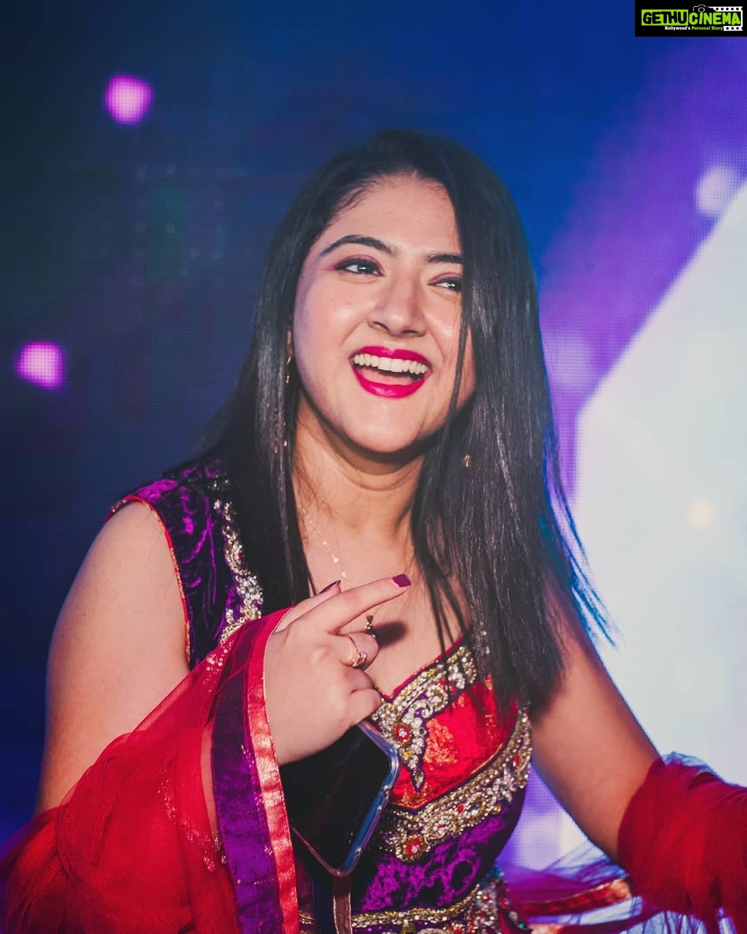 Shriya Sharma Instagram - 🔙 #LifeLaughLove #CelebrateLife Taj Lands End, Mumbai