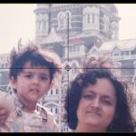 Shriya Sharma Instagram - Throwback to 2000. #FirstTimeInMumbai #Maa&Me #Click - Papa Dearest ❤ #ShriyaSharma