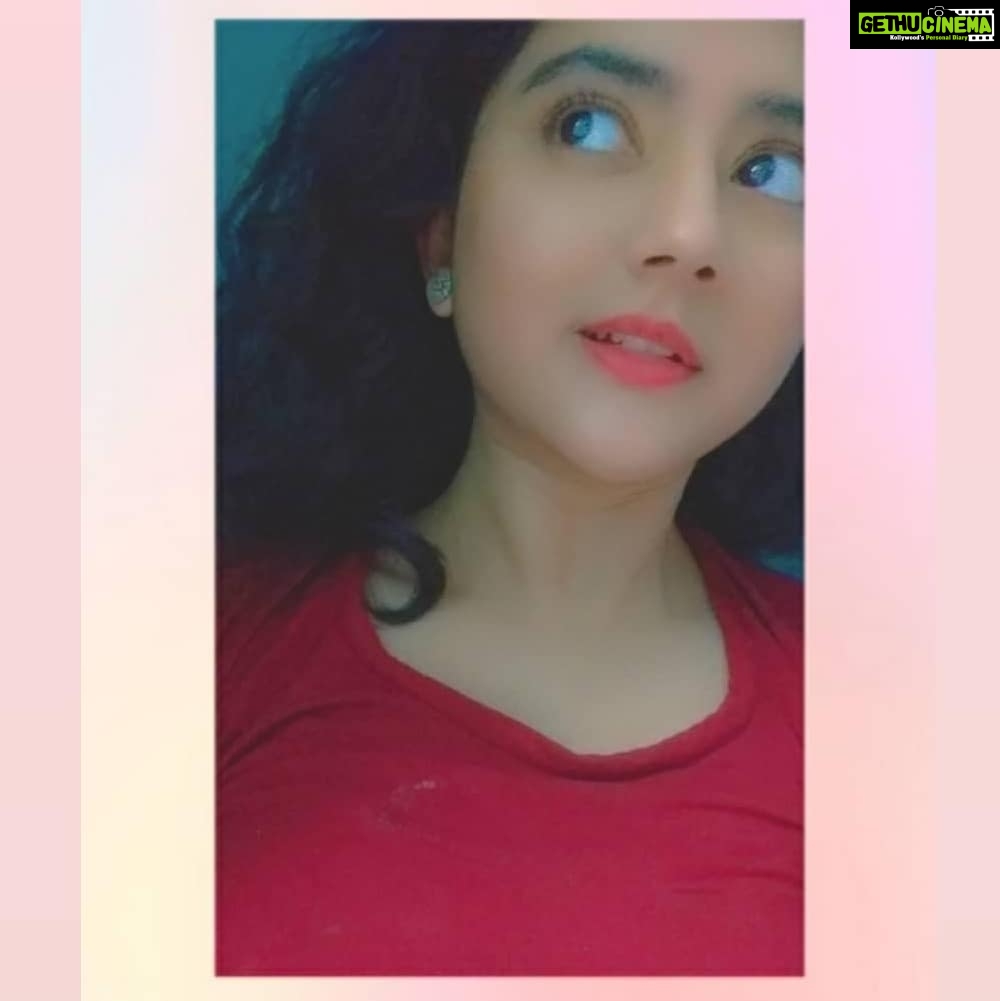 Shriya Sharma Instagram - Let the eyes do the talking! #Dreamer #ShriyaSharma