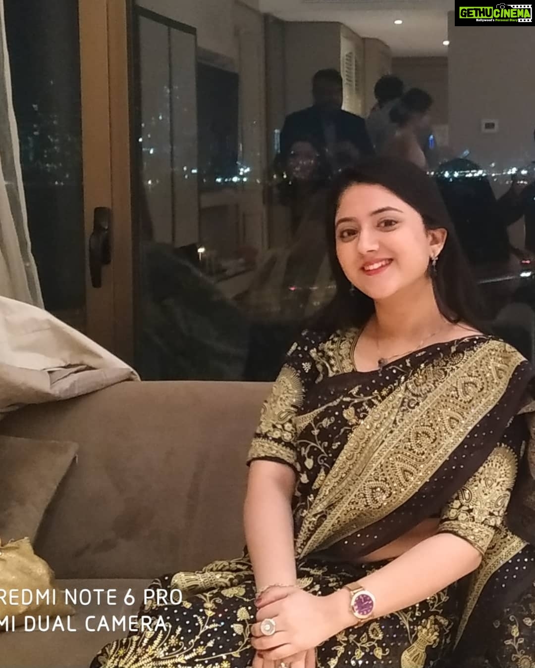 Shriya Sharma Instagram - Keep Glowing...Keep Growing! Taj Lands End, Mumbai